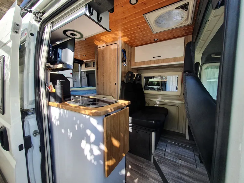 Peugeot Boxer L2H2 foto