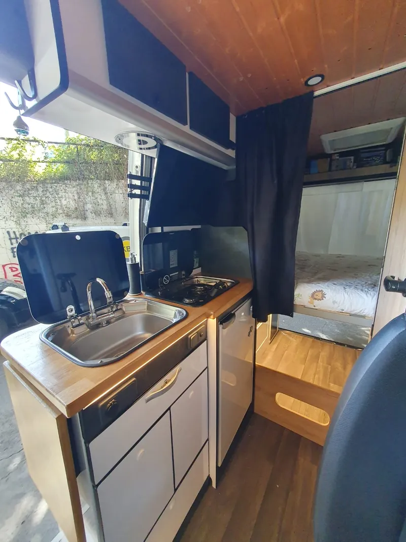 Peugeot Boxer L2H2 foto